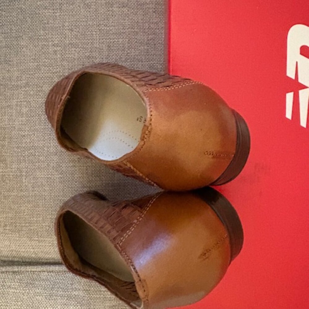 Trotter's Liz Women's Brown Loafers Size 9M - Picture 6 of 9